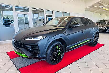 Lamborghini Urus Urus SE Akrapovic*MATT*B&amp;O*PANO*