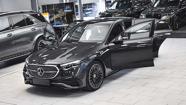 Mercedes-Benz E 300de AMG Line Plug-in Hybrid 4MATIC