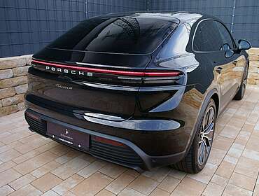 Porsche Macan Macan Electric 4 *18W.*CHRONO*BOSE*ACC