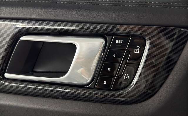 Porsche Cayenne Turbo Coupe Pano InnoDrive ACC GTS-Sitze