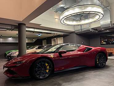 Ferrari SF90 SF90 STRADALE CARBONFELGE/LIFT/JBL-PREMIUM