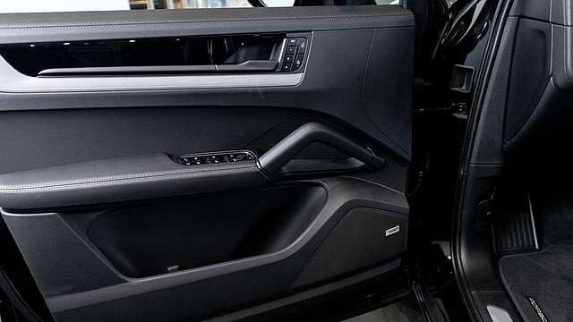 Porsche Cayenne Coupe E-Hybrid*MY26*SpDes*SpAbg*Luft*ACC