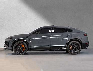 Lamborghini Urus Urus SE- Carbon - 23`Zoll , Pano