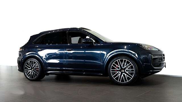 Porsche Cayenne S E-Hybrid*MJ 2026*SpDesi*SpAbg*Pano*ACC