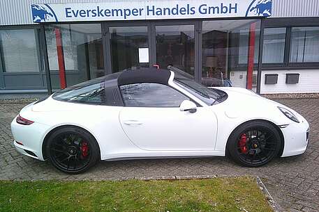 Porsche 911 Urmodell 911 Carrera 4 GTS TARGA H.-Lenk Liftachse