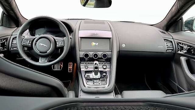 Jaguar F-Type P575 AWD 75R*Pano*SitzKlima*Memory*
