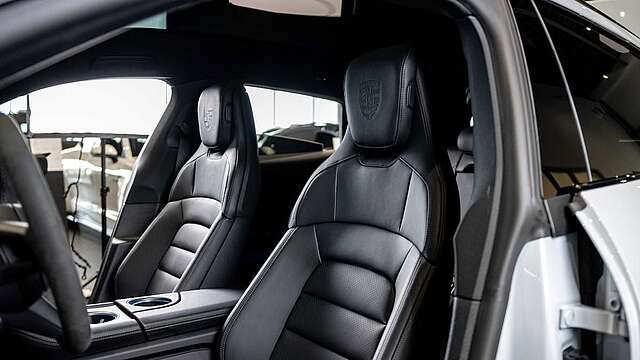 Porsche Taycan Sport Turismo*Pano*Luft*ACC*Matrix*BOSE