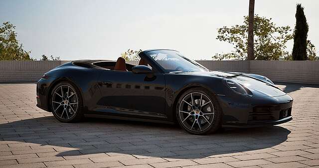 Porsche 992 CABRIO EXCL CLUBLEDER HD+ ABGAS 18W+BELÜF/21