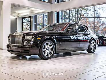 Rolls-Royce Phantom Phantom TWO TONE BESPOKE DAB TV THEATRE STANDHEI