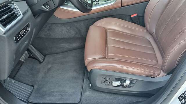 BMW X5 xD 40d xLine Luft Integral Laser Pano AHK H/K