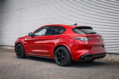 Alfa Romeo Stelvio Stelvio Quadrifoglio 602 PS Hack&quot;Manufaktur&quot;