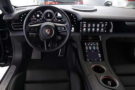 Porsche Taycan Sport Turismo 4 S 18w BOSE Pano Reichweite 557km