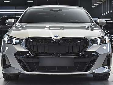 BMW 550 550e xDrive M Sport PHEV
