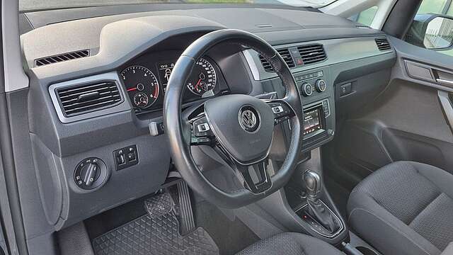 Volkswagen Maxi 2.0TDI BMT DSG AHK ACC PDC SHZ 7 Sitze