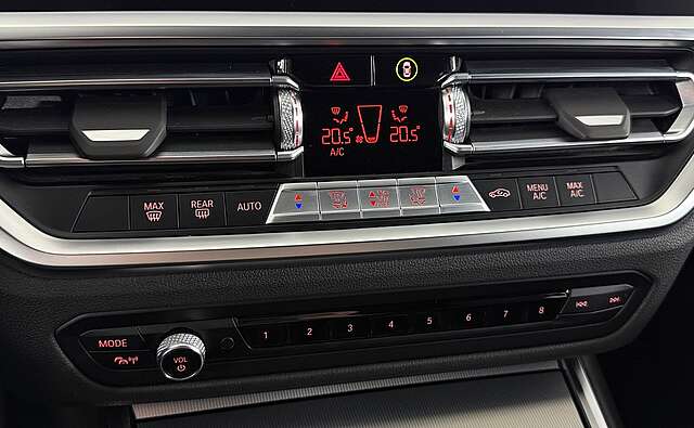 BMW 320e xDrive M Sport HIFI ACC LED 19Zoll
