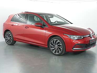 Volkswagen Golf Golf VIII Style eHyb Pano AHK ErgoActive ACC LED