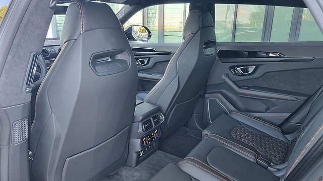 Lamborghini Urus 4.0 V8/23&apos;&apos;/Pano/HUD/Anima/360