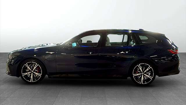 BMW 530 e xDrive Touring M Sport*HUD*DriveAssist*LED