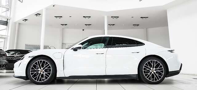 Porsche Taycan Turbo Aero 20 Sport Sound Pano BOSE 360