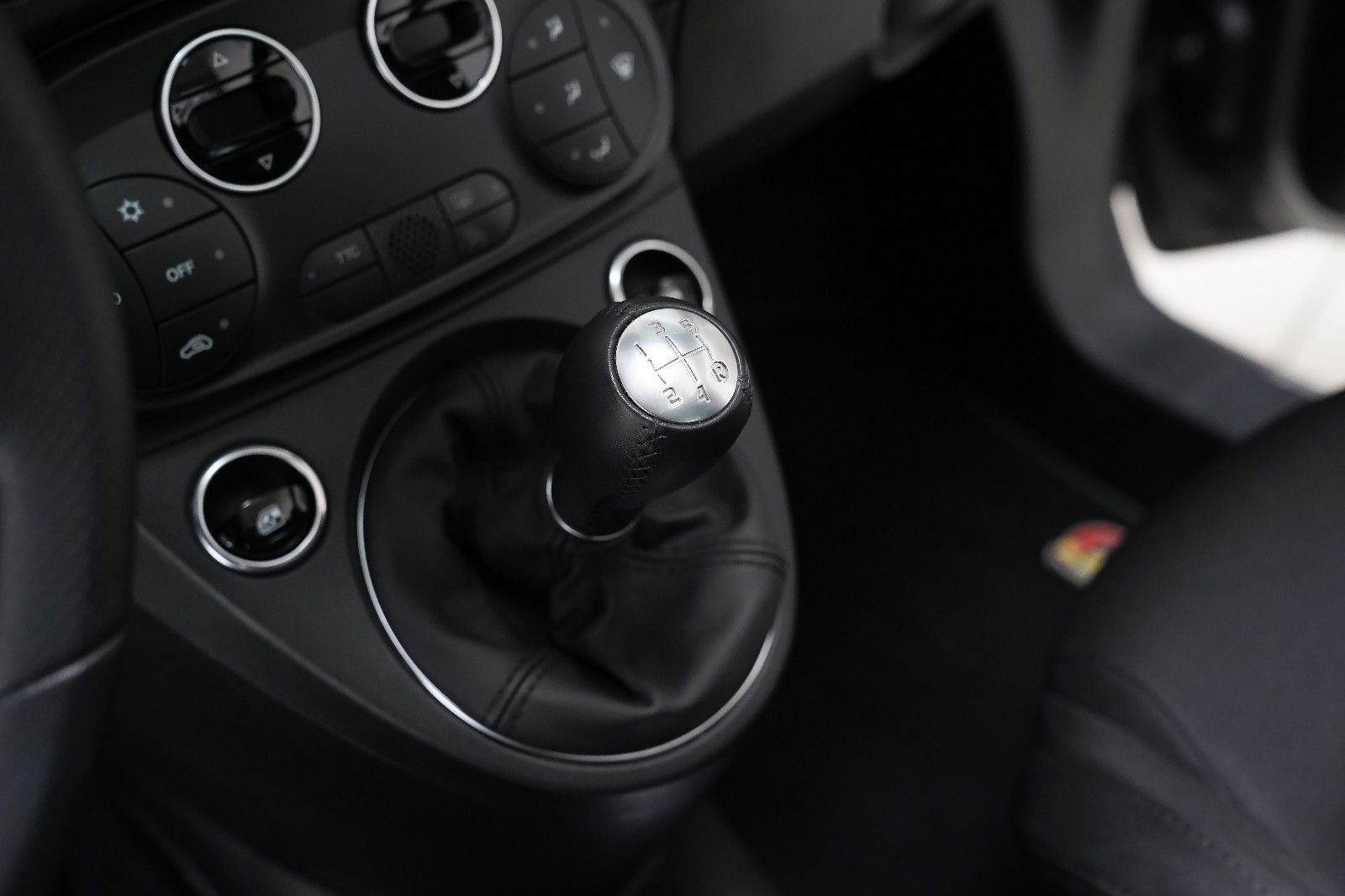 Abarth 595C Abarth 500 Cabrio 1.4 T-Jet 16V, F595 C