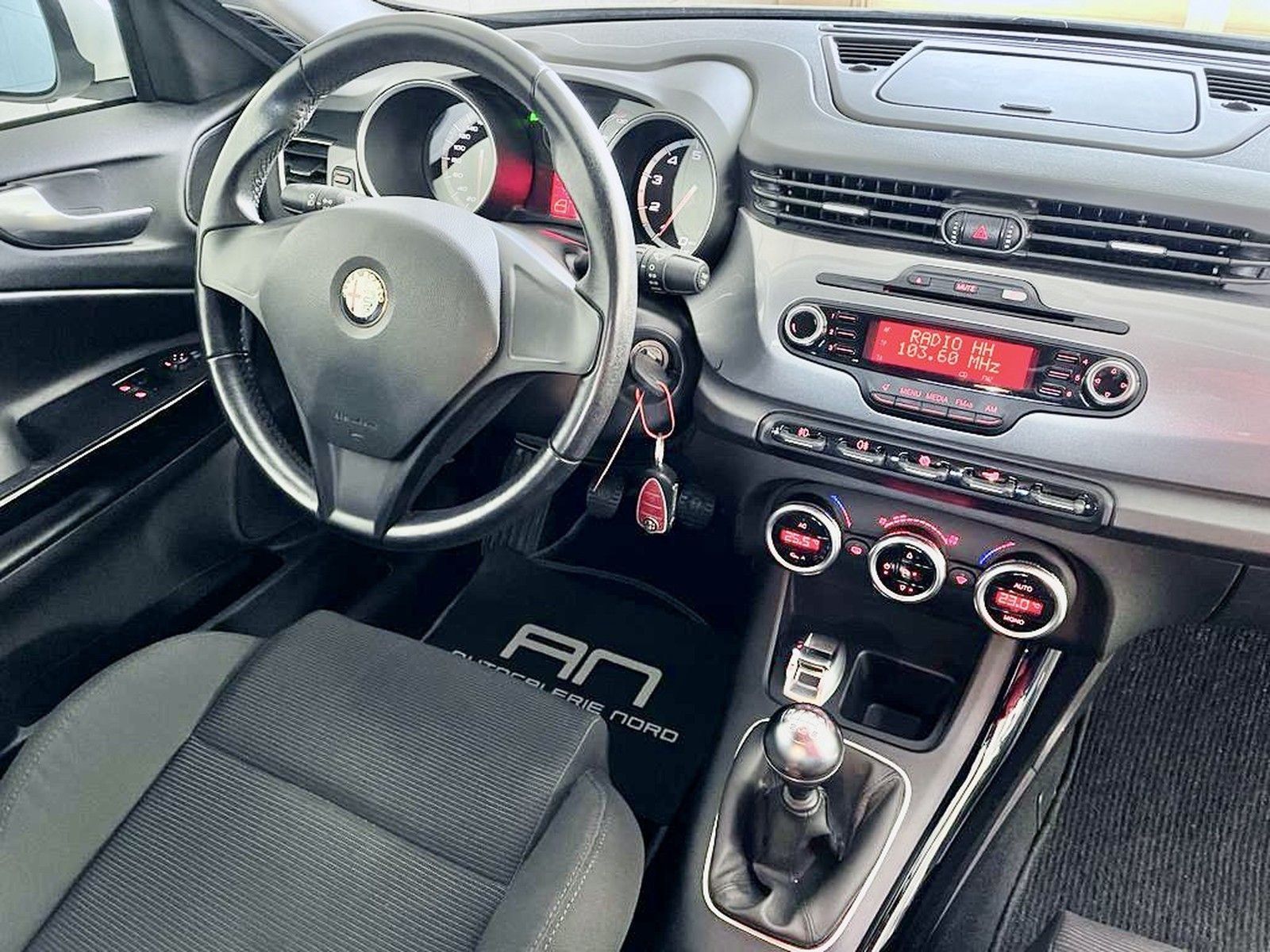 Alfa Romeo Giulietta Giulietta Turismo Competizione - 1 Hand