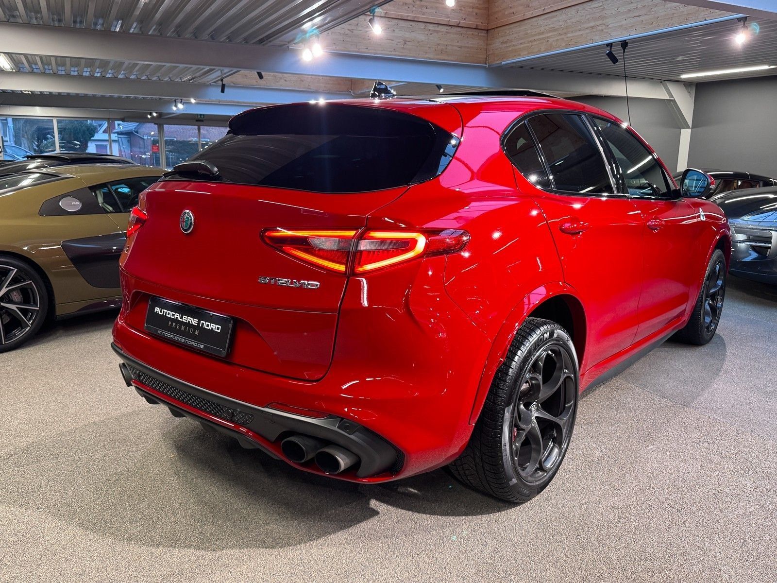 Alfa Romeo Stelvio Stelvio Quadrifoglio Q4 Pano+Harman/K+ACC+Carbon