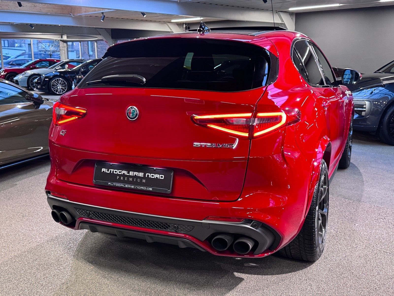 Alfa Romeo Stelvio Stelvio Quadrifoglio Q4 Pano+Harman/K+ACC+Carbon