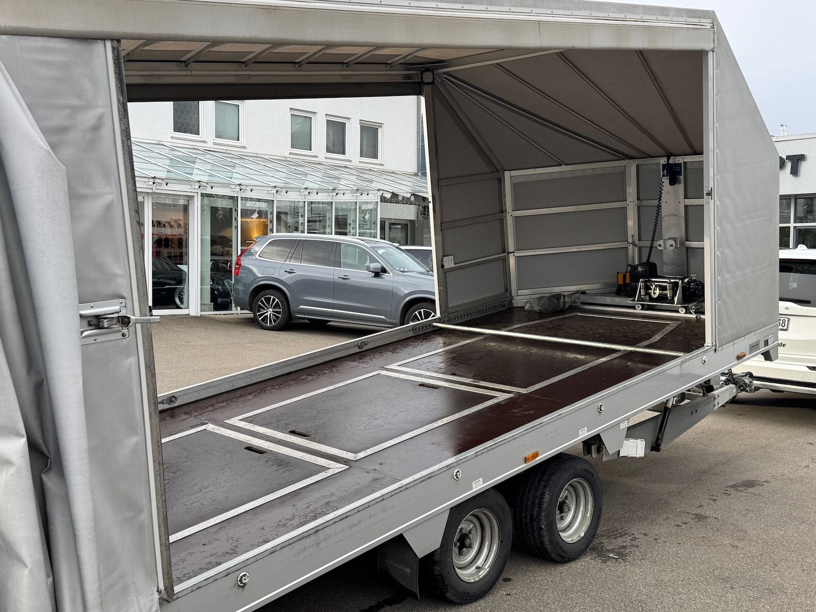 Andere MOETEFINDT FTP235 Geschlossener Planenaufbau