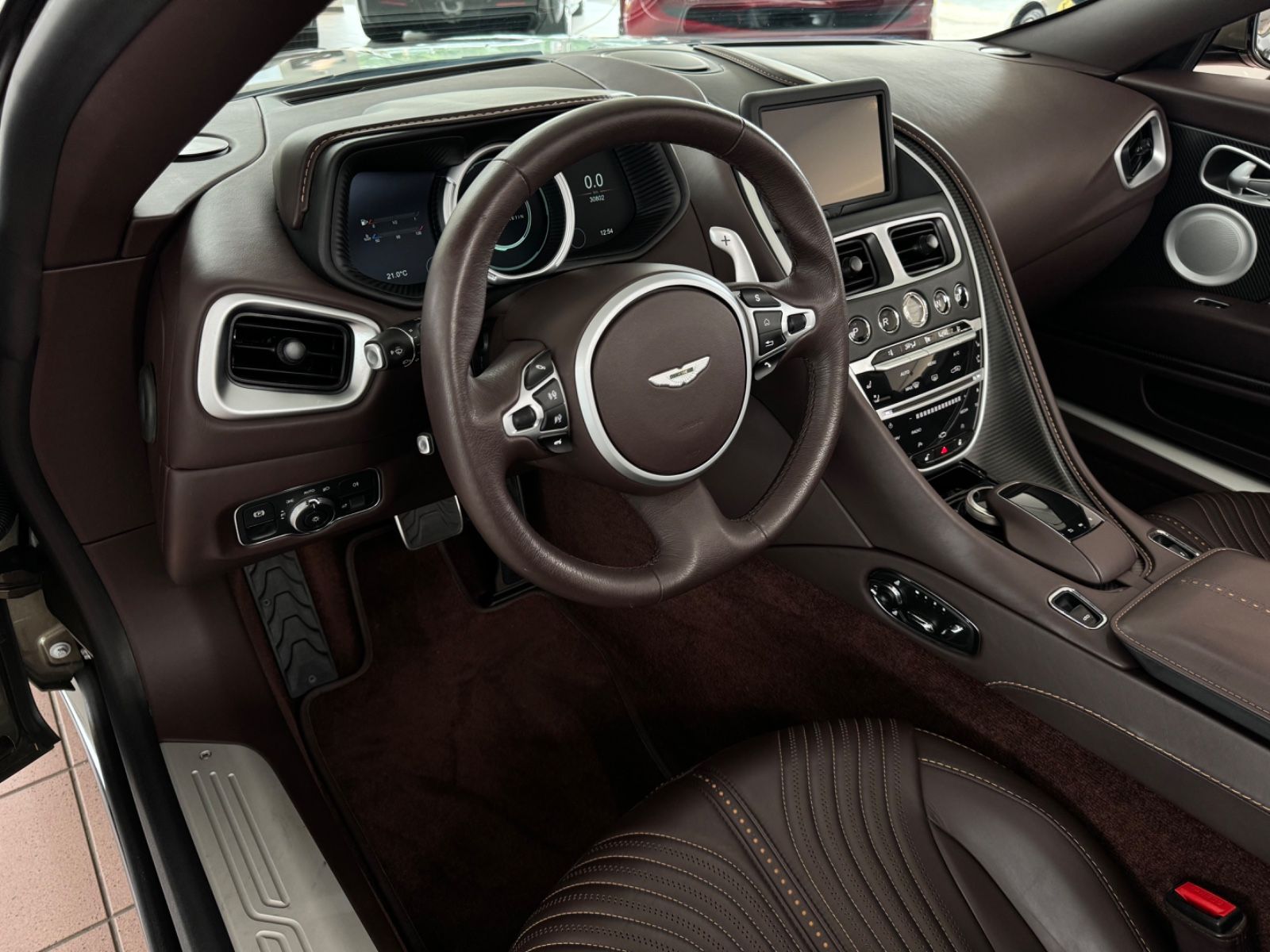 Aston Martin DB11 DB11 V8 Volante Bang&amp;Olufsen/ComfortPack