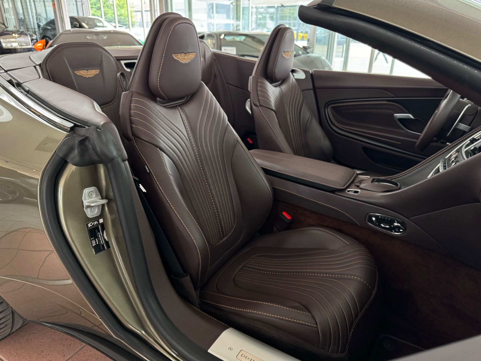 Aston Martin DB11 DB11 V8 Volante Bang&amp;Olufsen/ComfortPack