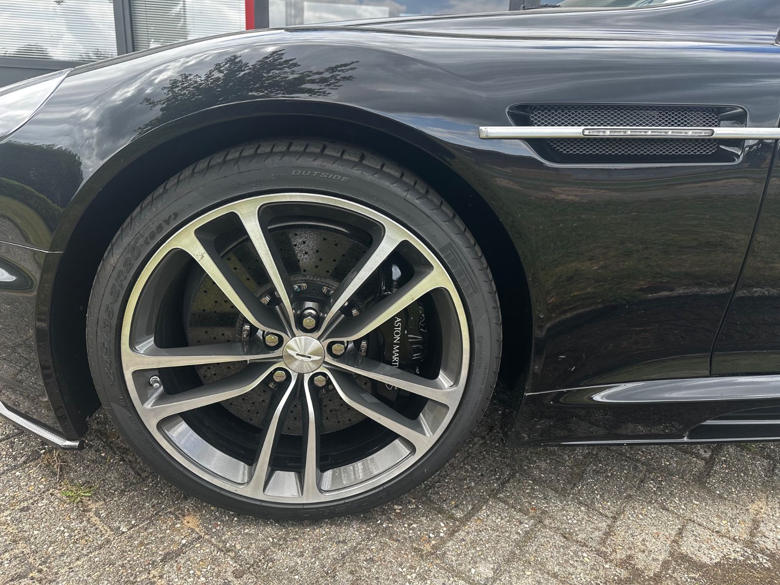 Aston Martin DBS DBS Coupé / 1.Hand / Deutsche Auslieferung