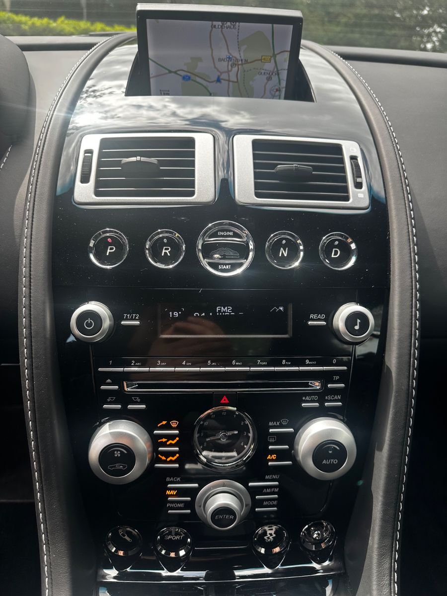 Aston Martin DBS DBS Coupé / 1.Hand / Deutsche Auslieferung