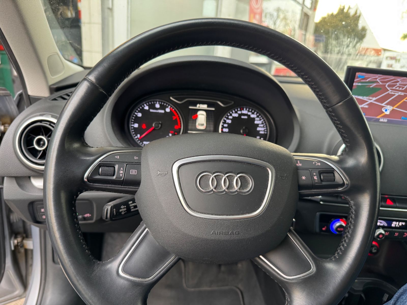 Audi A3 A3 attractionNavigationPlus,Sitzheizung,XenonTOP
