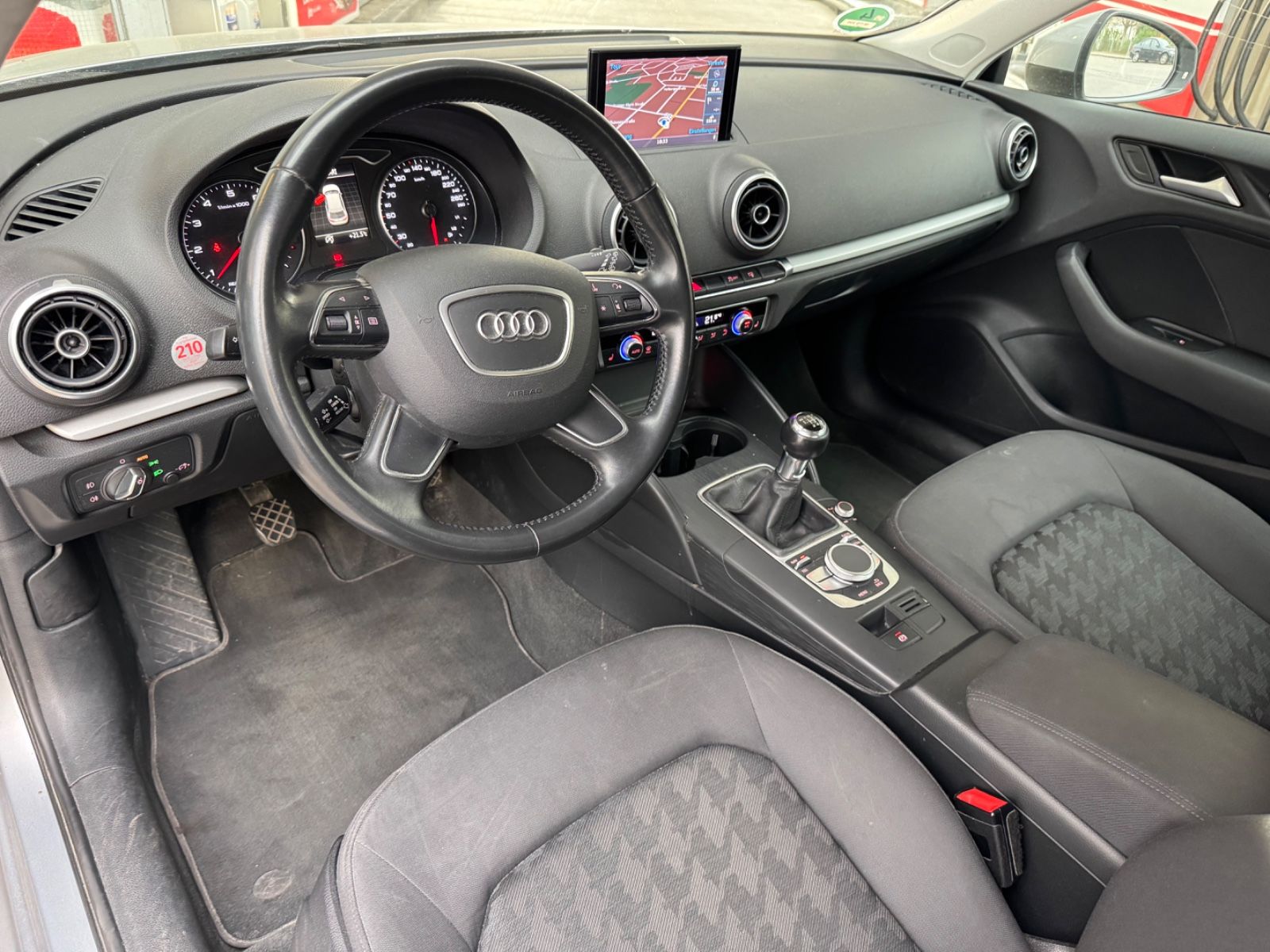 Audi A3 A3 attractionNavigationPlus,Sitzheizung,XenonTOP