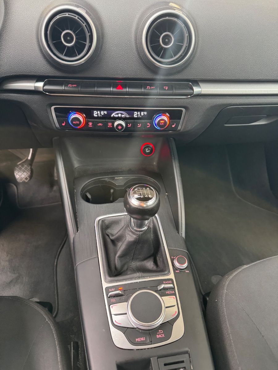 Audi A3 A3 attractionNavigationPlus,Sitzheizung,XenonTOP