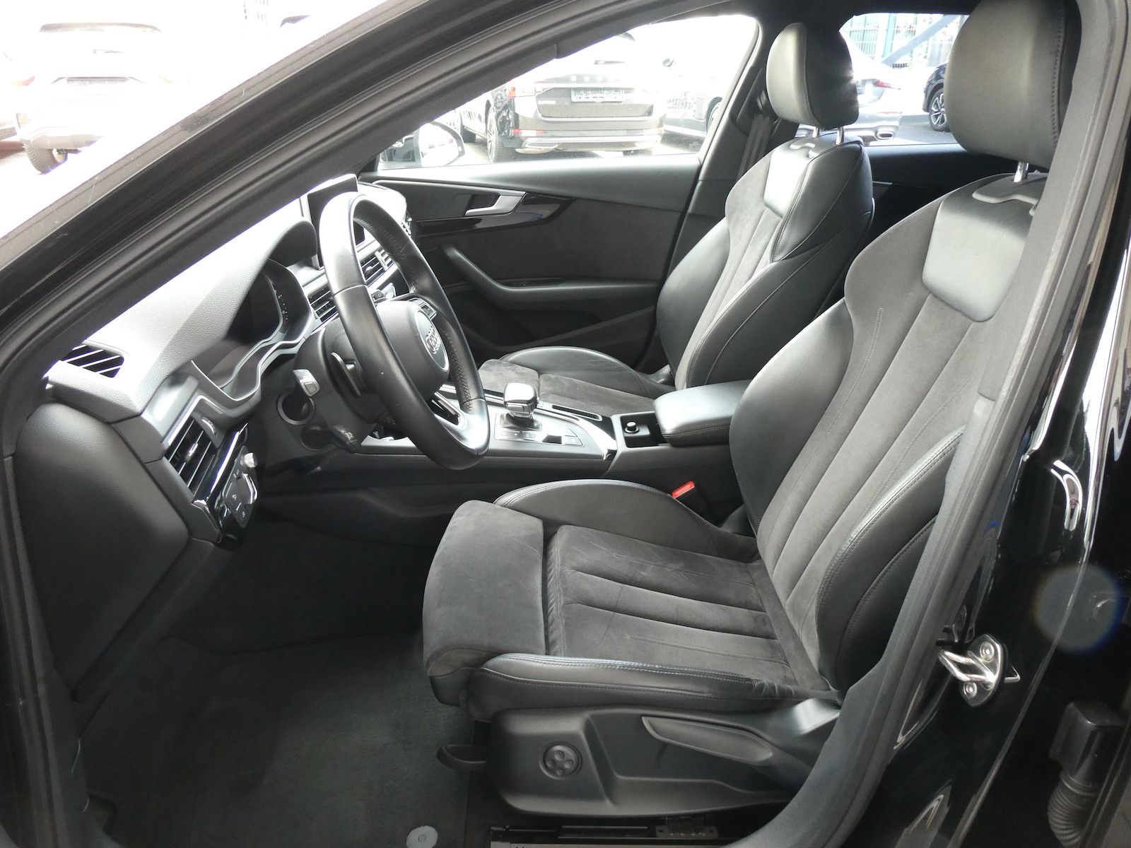 Audi A4 A4 2,0 TDI quattro sport, B&amp;O, Head-Up, Kamera