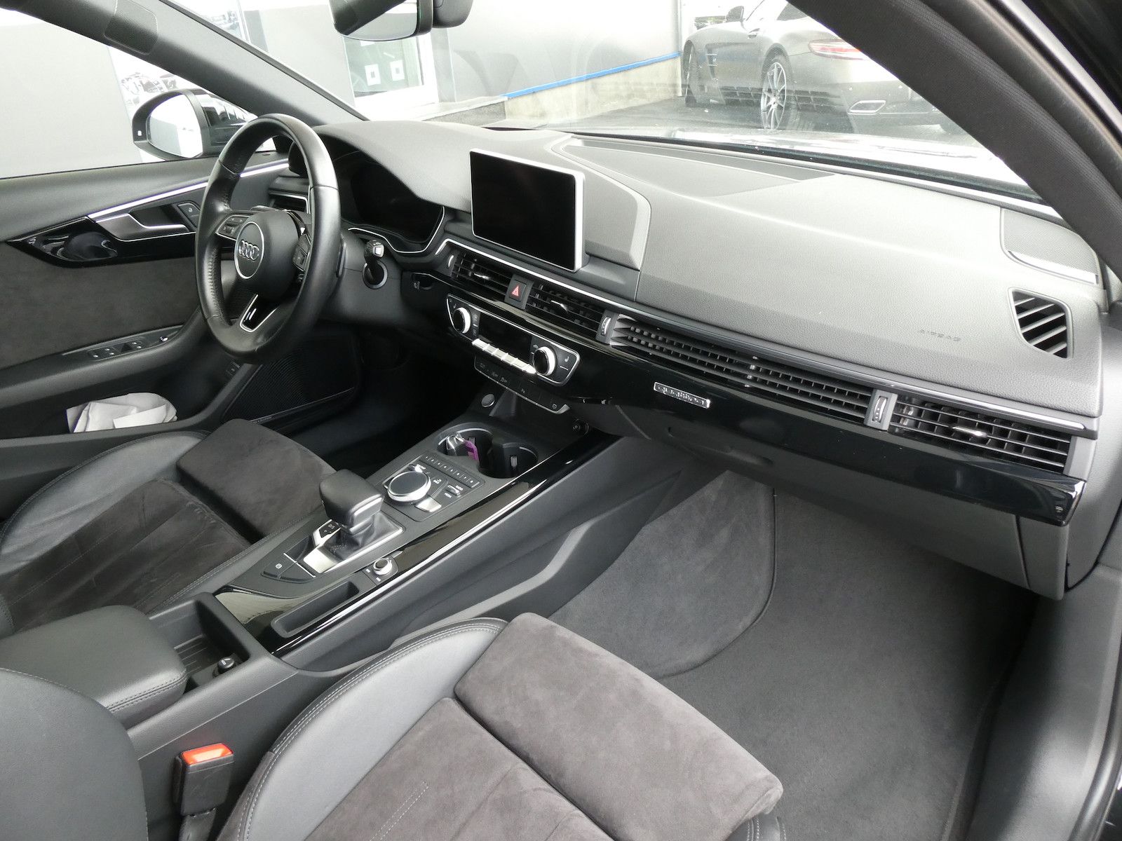 Audi A4 A4 2,0 TDI quattro sport, B&amp;O, Head-Up, Kamera