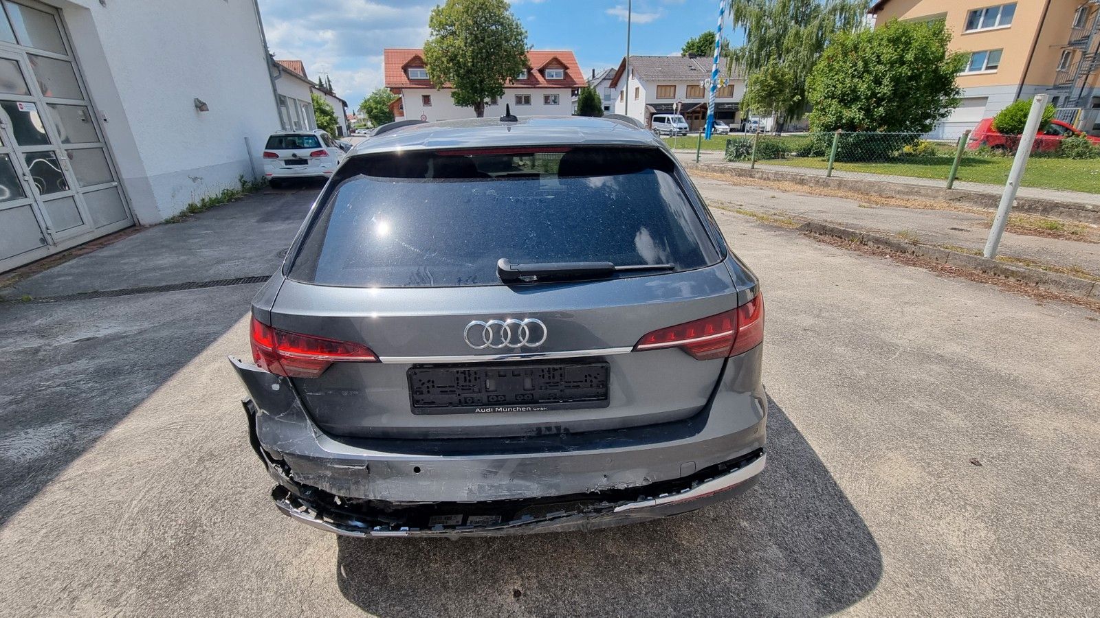 Audi A4 A4 Avant 40TDI DSG S-Line Matrix AHK Virtual
