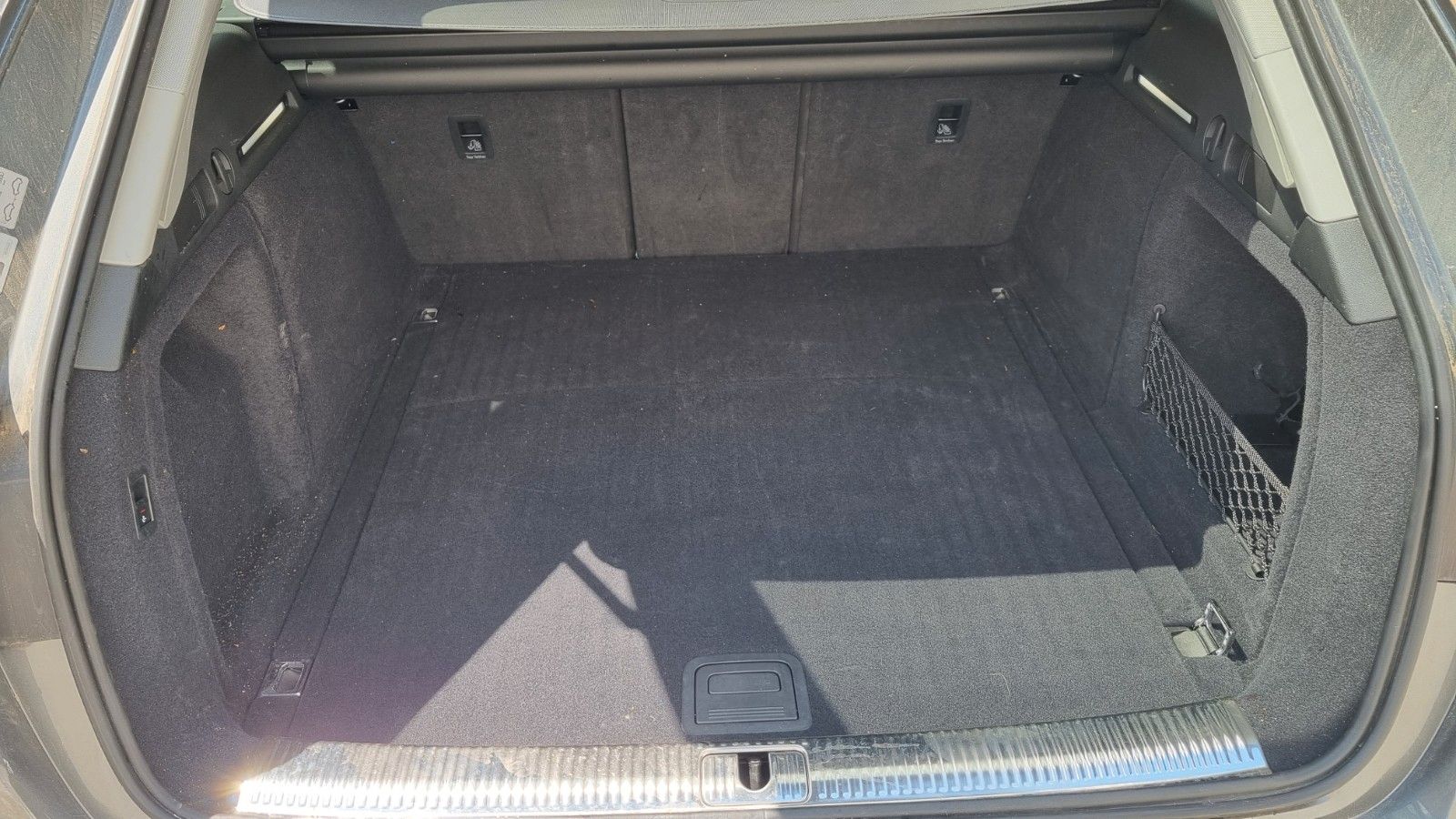 Audi A4 A4 Avant 40TDI DSG S-Line Matrix AHK Virtual