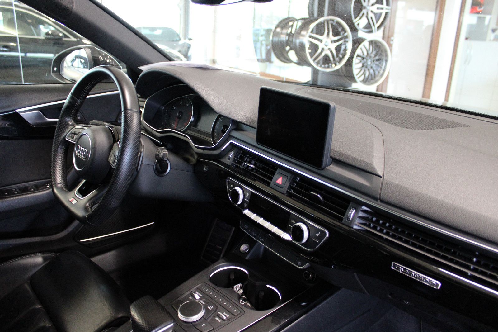Audi A4 A4 Avant quattro sport *S-line+Leder+BO+Top*
