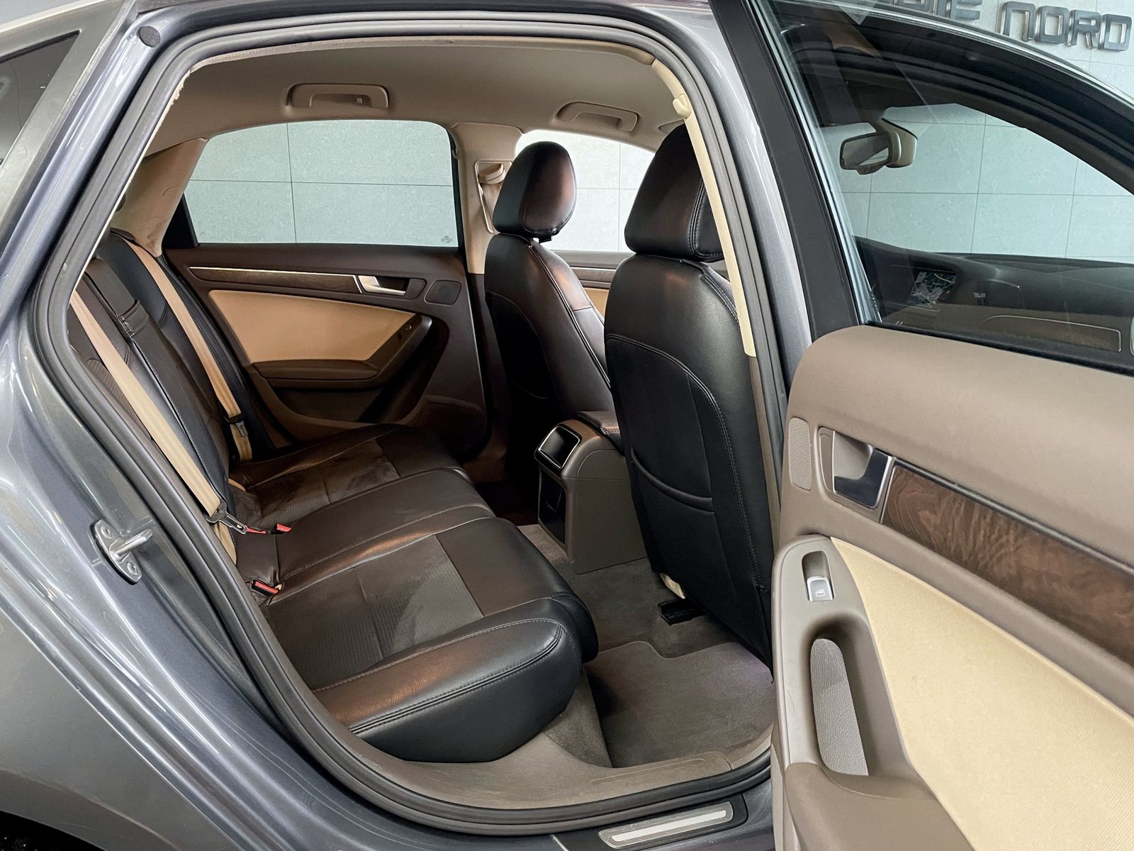Audi A4 A4 Lim. Ambiente Xenon+Navi+Business+DAB+DSP