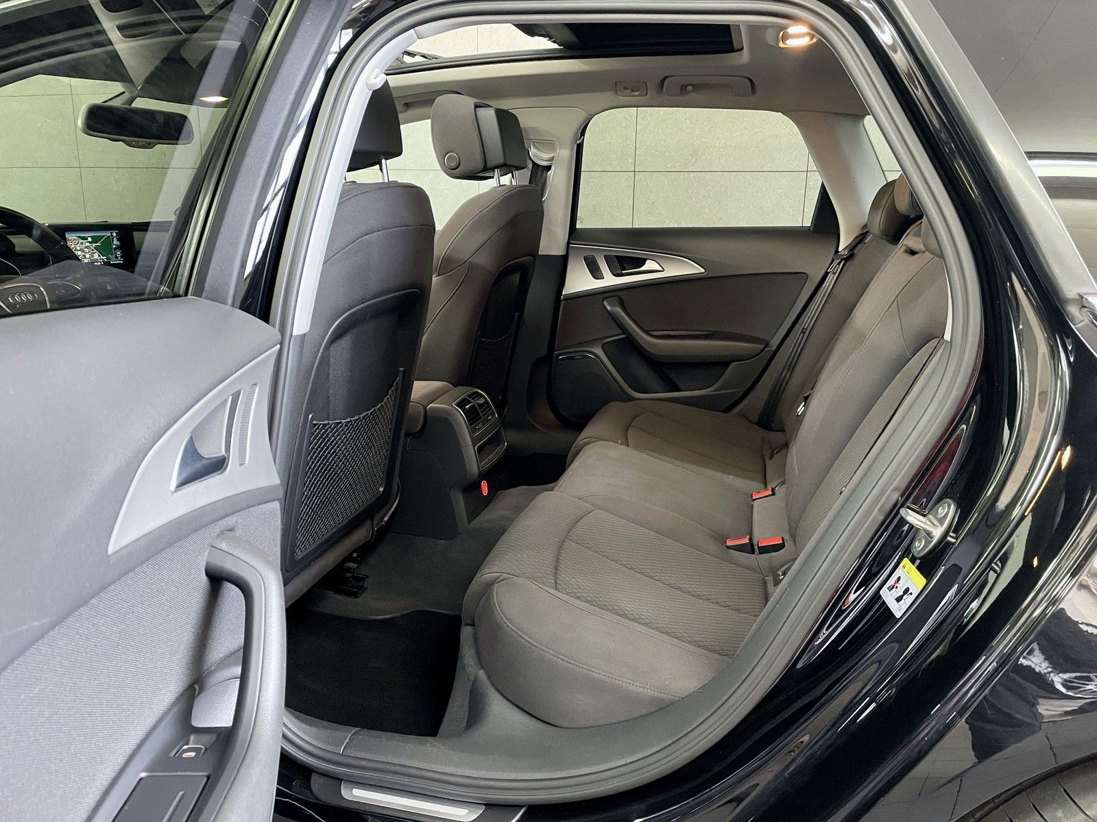 Audi A6 A6 Avant 2.0 TDI Xenon+Pano+KeyGo+Bose+AHK