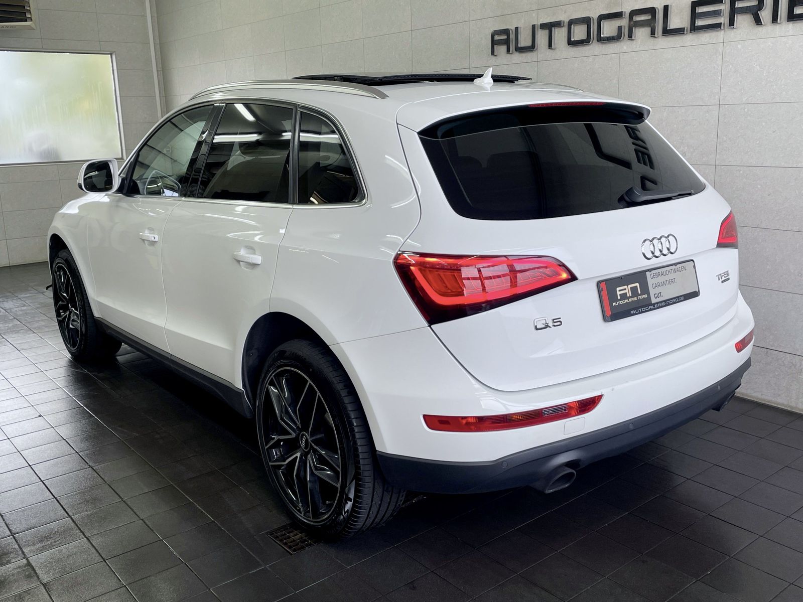 Audi Q5 Q5 3.0 TFSI quattro Sportpaket Leder+Pano+ACC+Xe