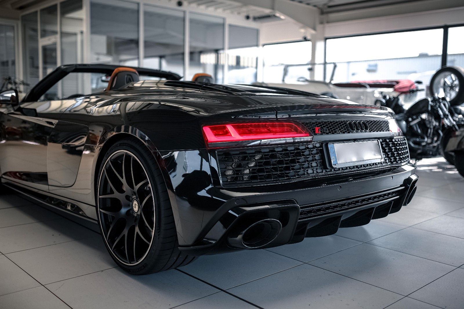 Audi R8 R8 Spyder 5.2 FSI RWD performance