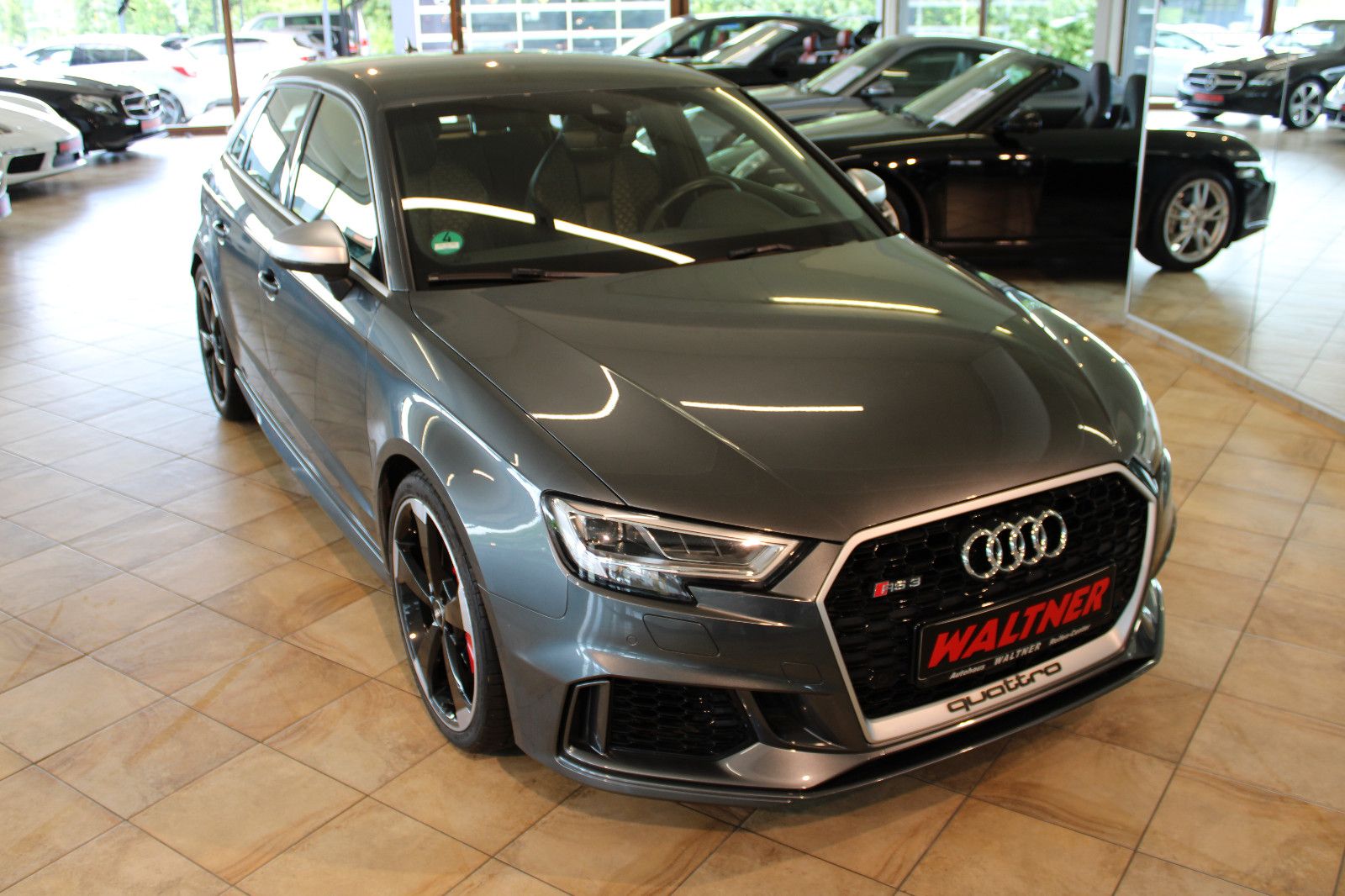 Audi RS3 RS 3 Sportback 2.5 TFSI quattro *Top+2. Hand*