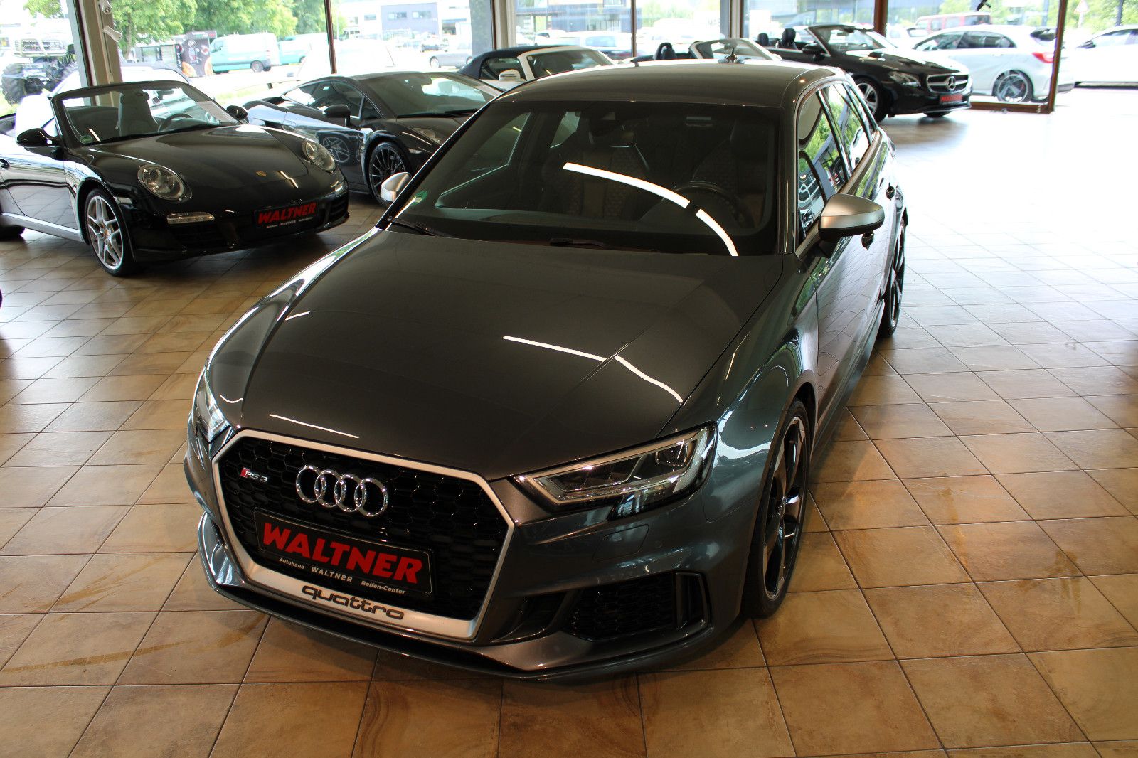 Audi RS3 RS 3 Sportback 2.5 TFSI quattro *Top+2. Hand*