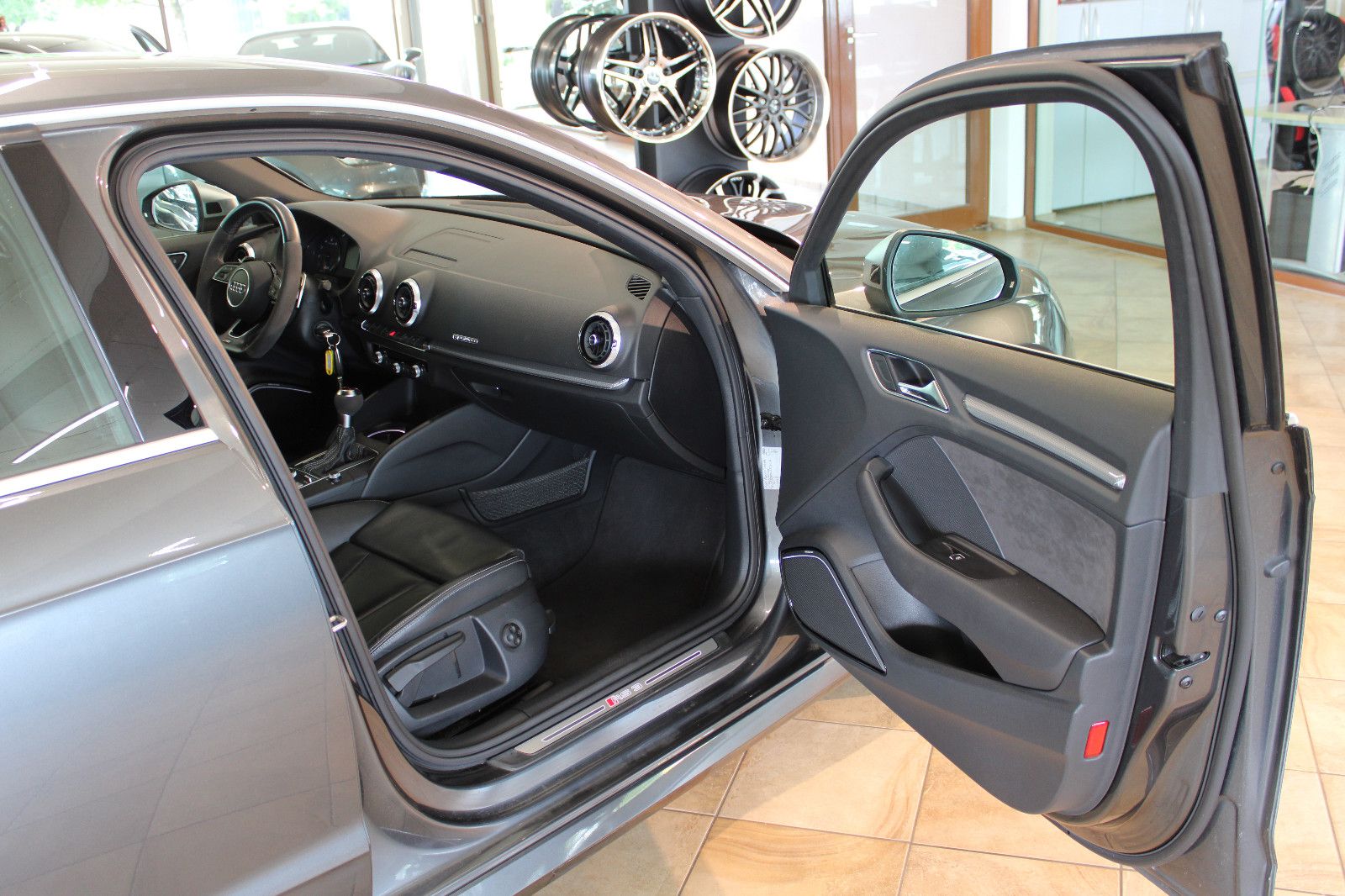 Audi RS3 RS 3 Sportback 2.5 TFSI quattro *Top+2. Hand*