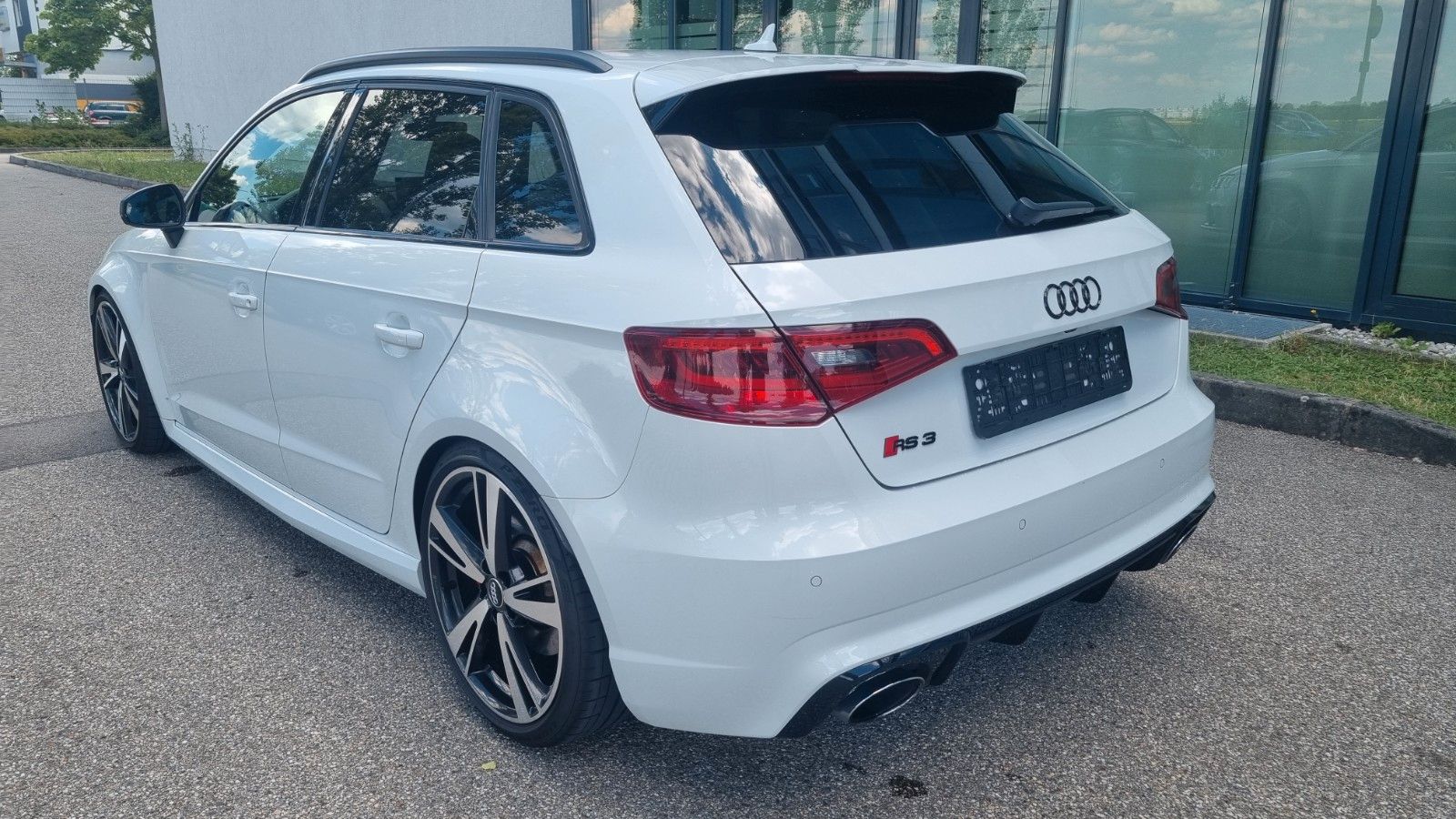 Audi RS3 RS3 Sportback 2.5TFSI quattro B&amp;O+PANO+RS-Design