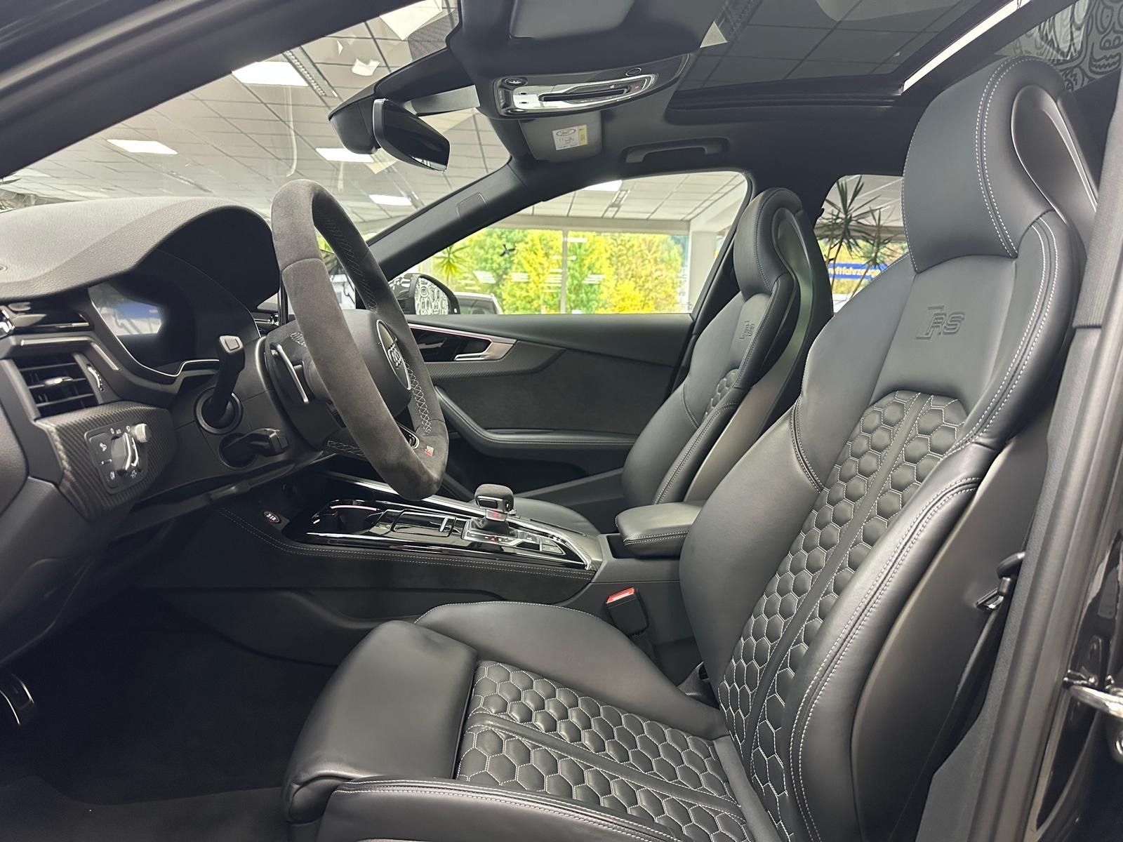 Audi RS4 RS4 Avant RS-SPORTABGA+SITZ*PANO*VIRTUAL*CARBON*
