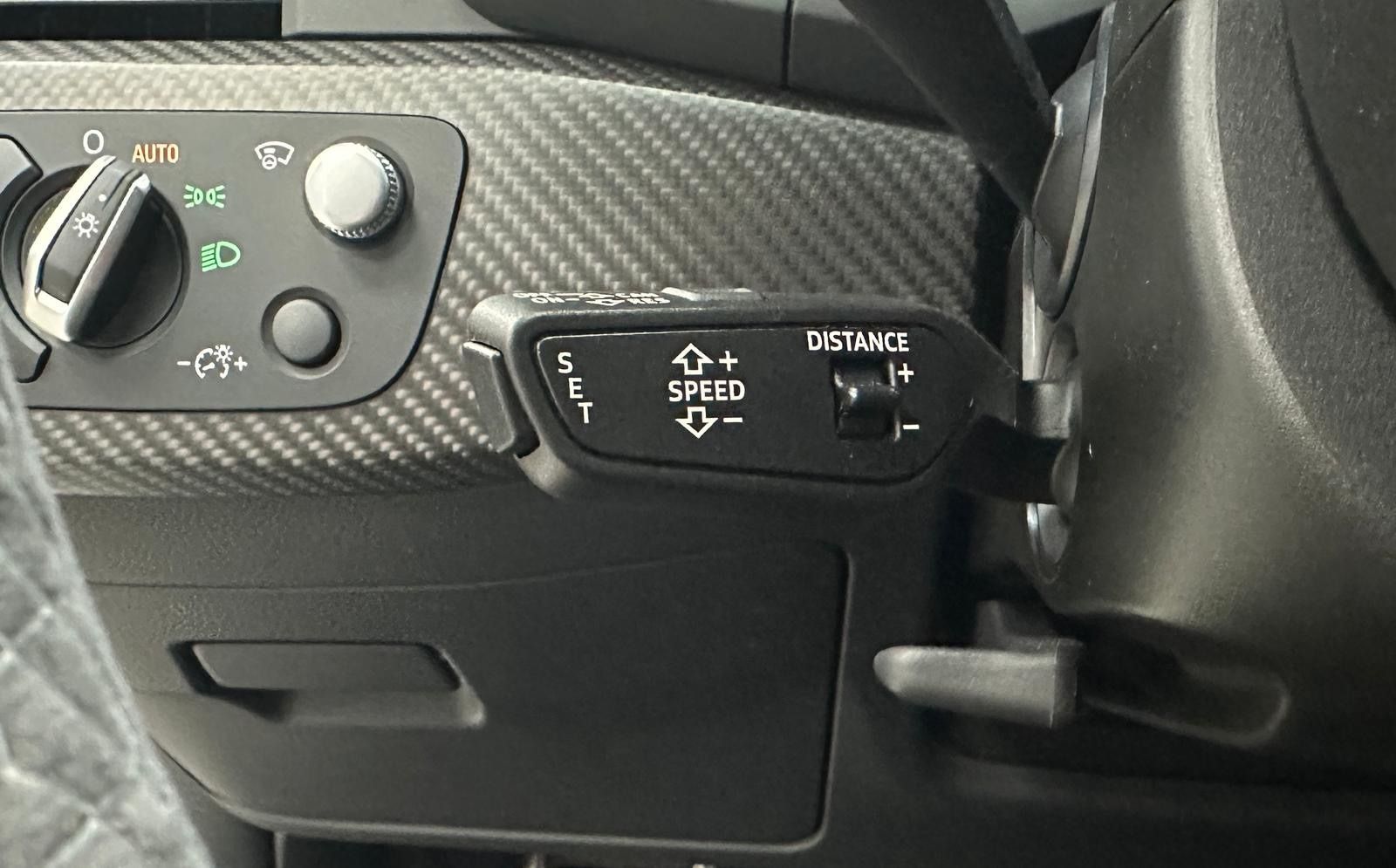 Audi RS4 RS4 Avant RS-SPORTABGA+SITZ*PANO*VIRTUAL*CARBON*